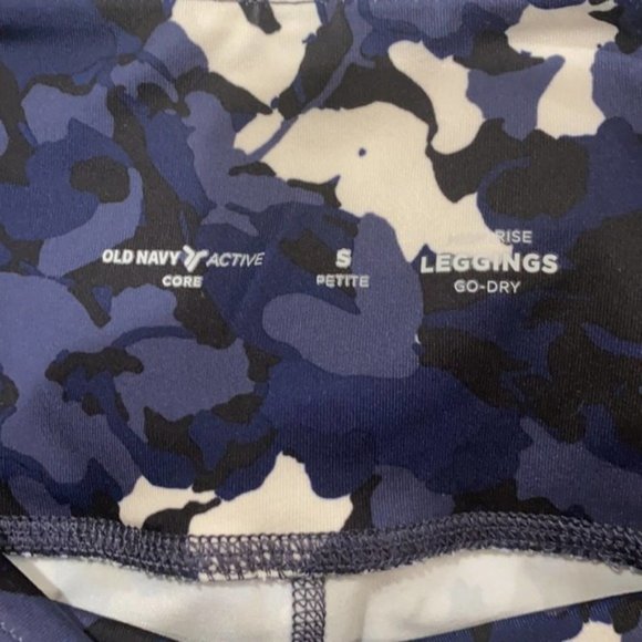 Old Navy Floral High Waisted  7/8-Length Leggings - Picture 6 of 8